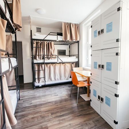 Hostel Mandarinka Prága Kültér fotó