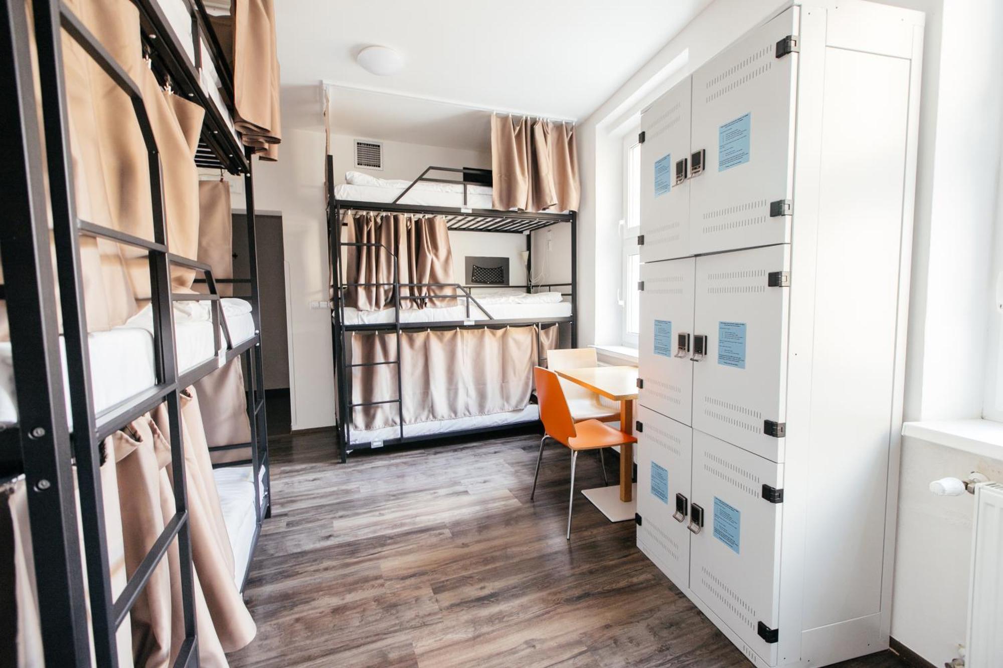 Hostel Mandarinka Prága Kültér fotó