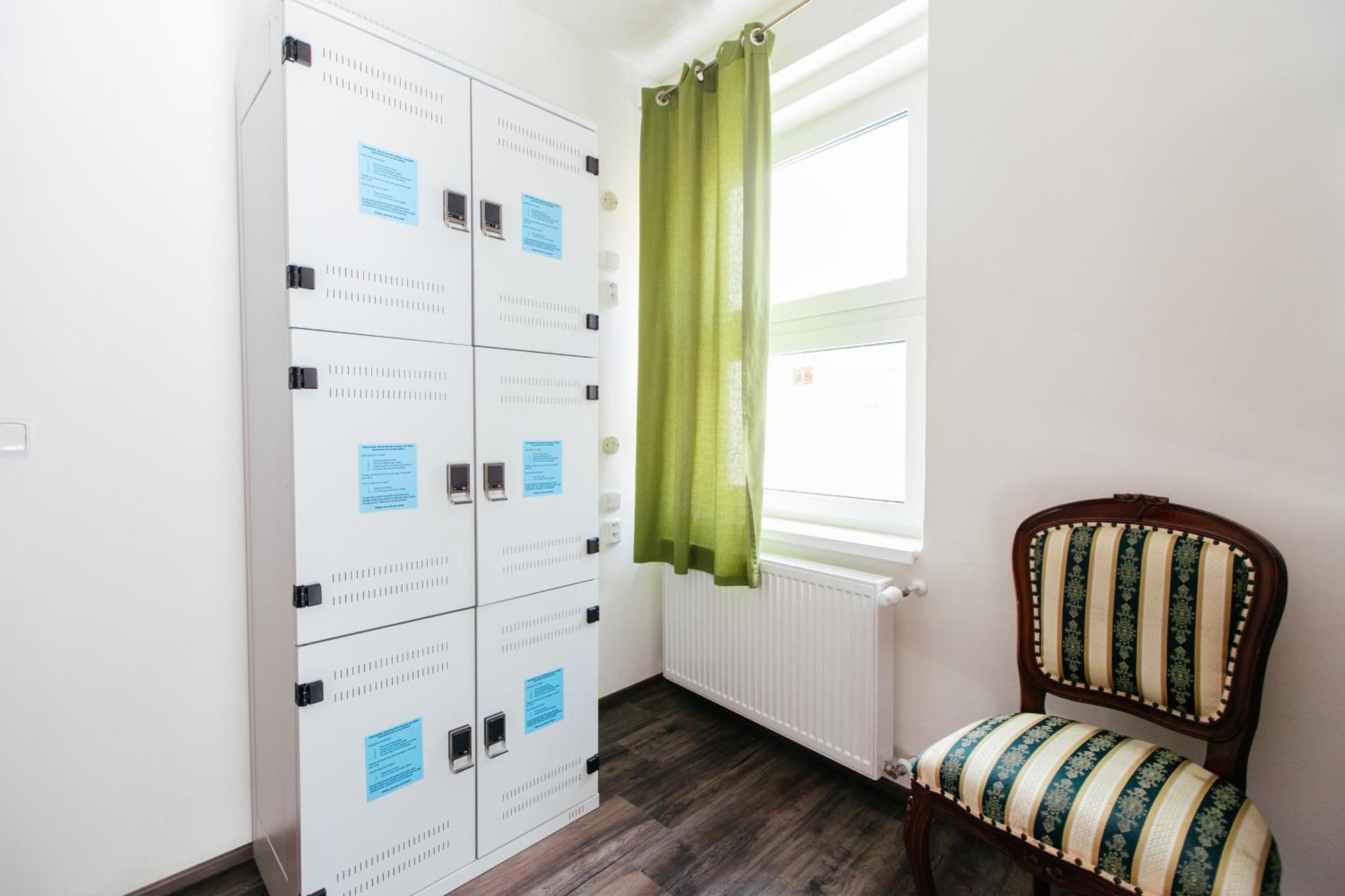 Hostel Mandarinka Prága Kültér fotó