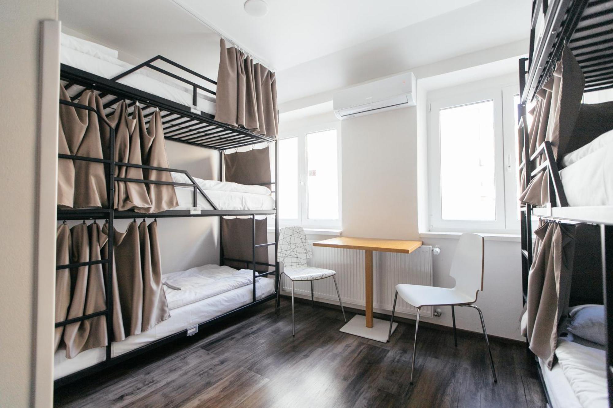 Hostel Mandarinka Prága Kültér fotó