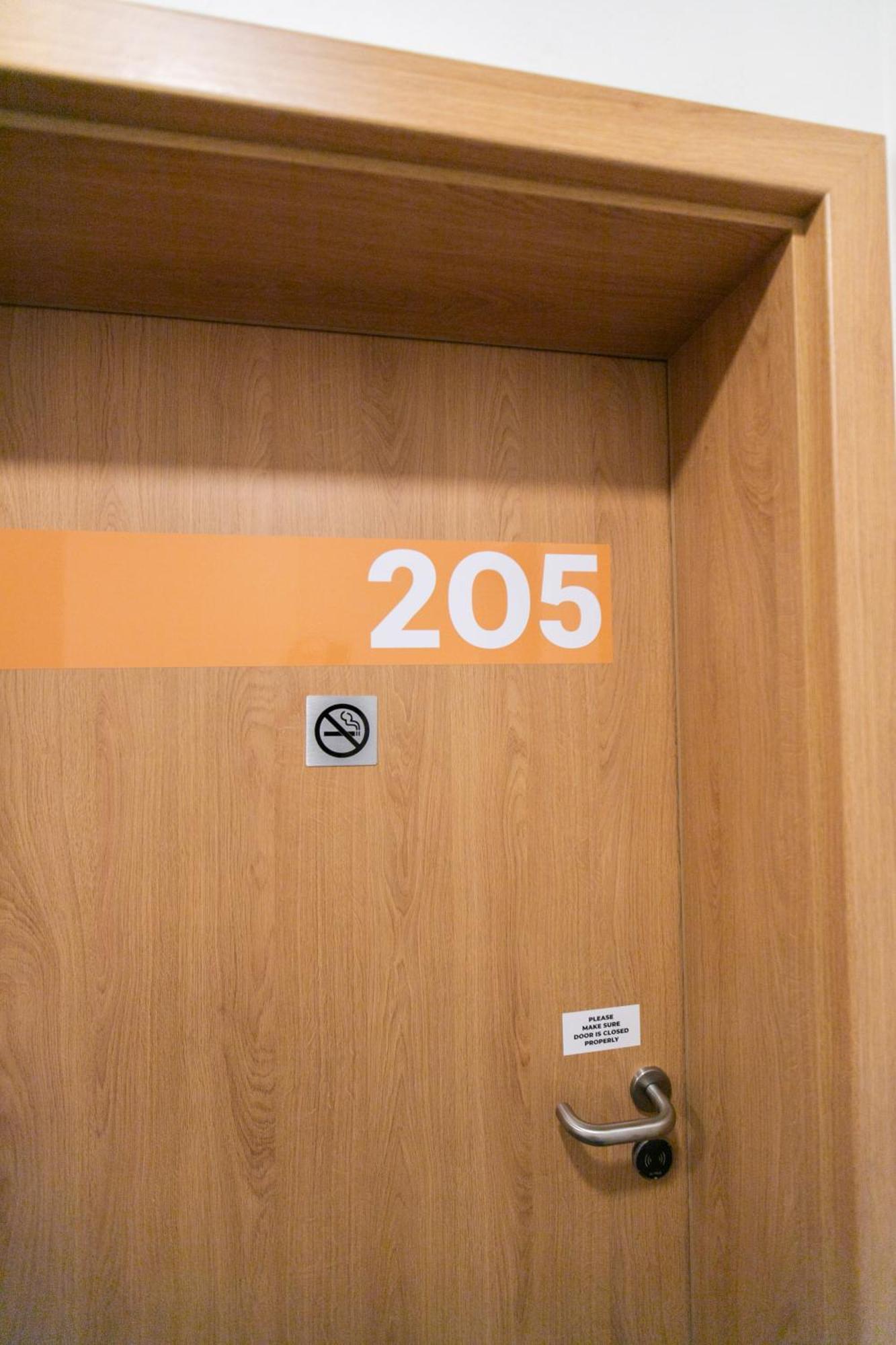 Hostel Mandarinka Prága Kültér fotó