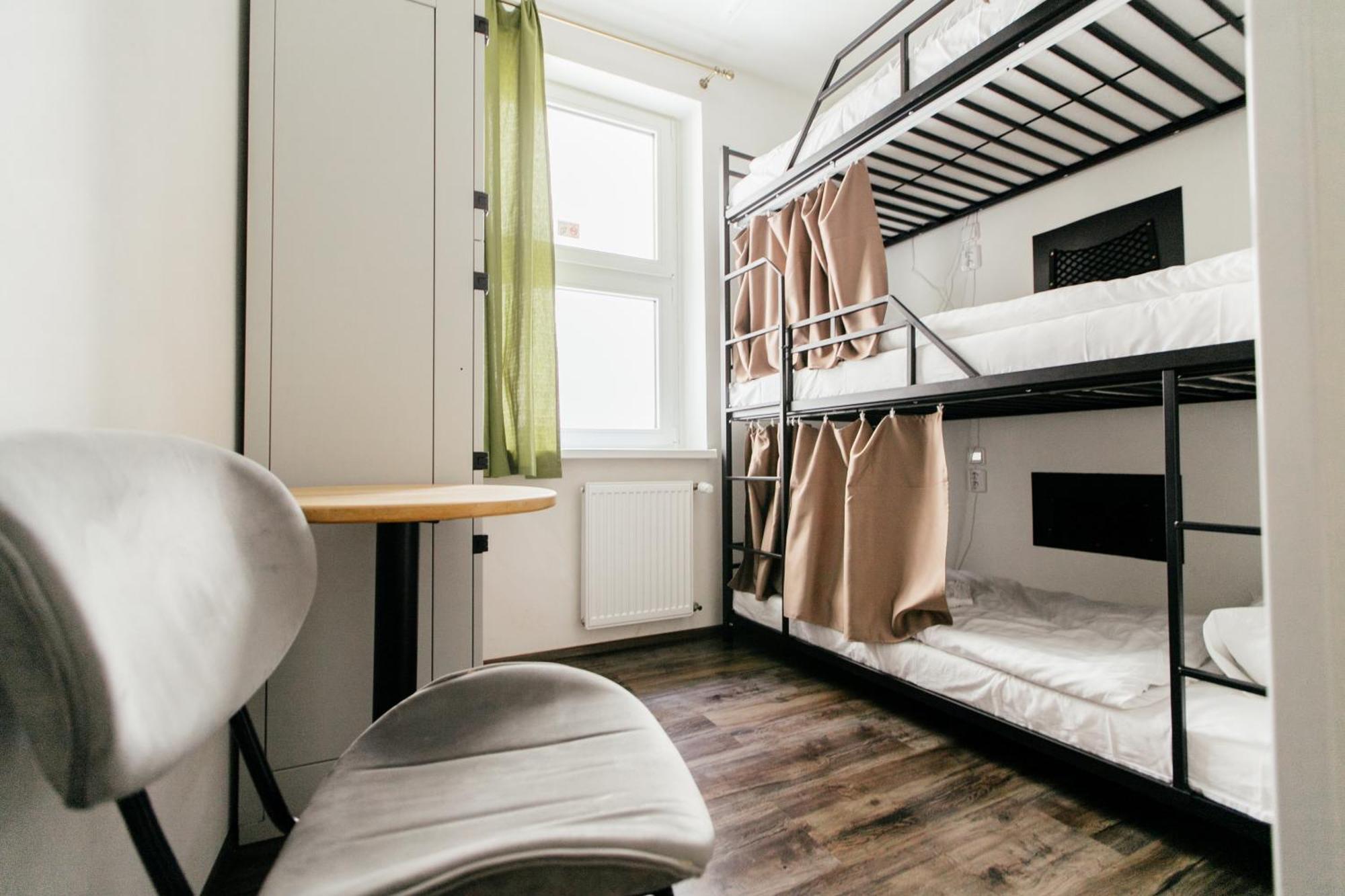 Hostel Mandarinka Prága Kültér fotó