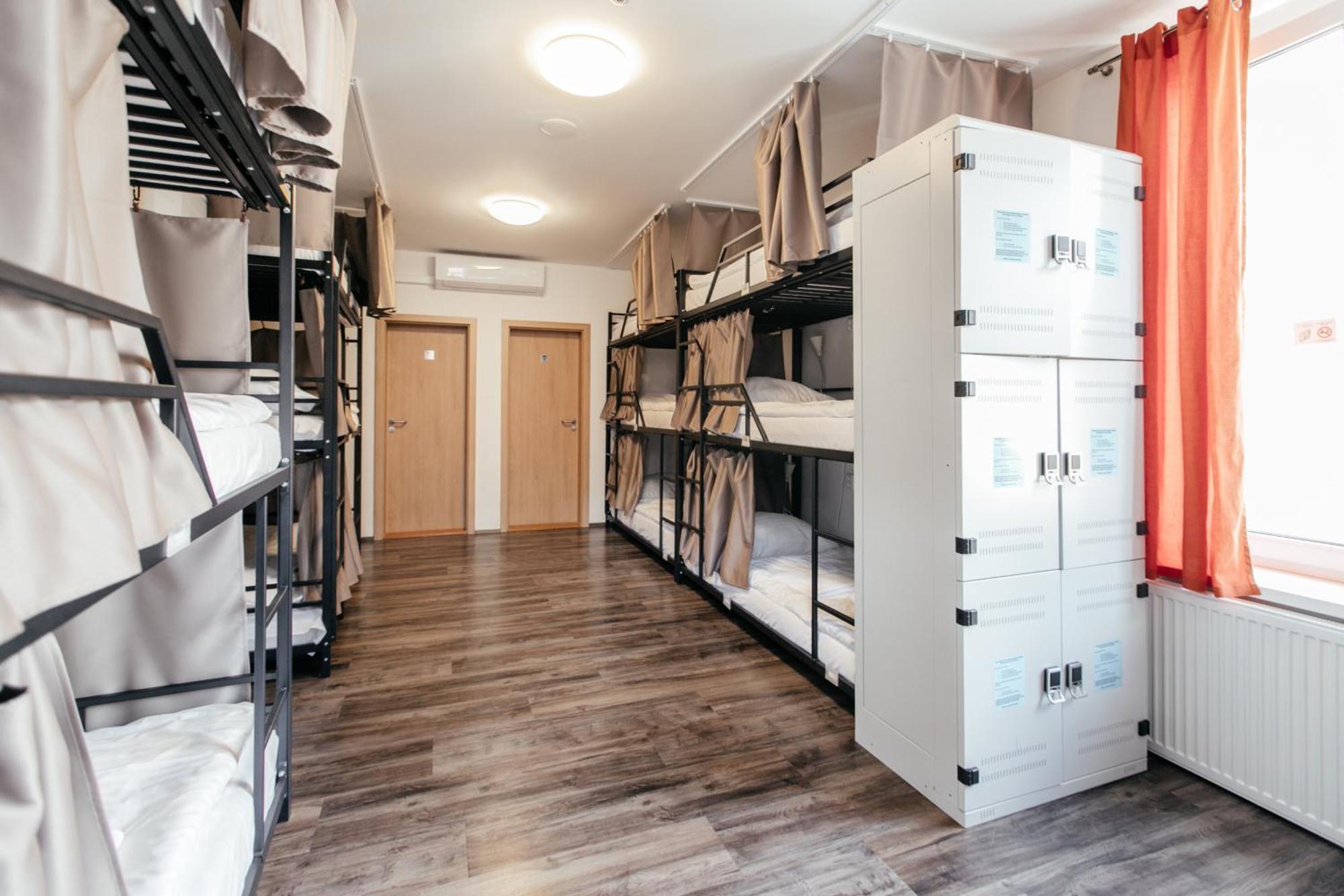 Hostel Mandarinka Prága Kültér fotó