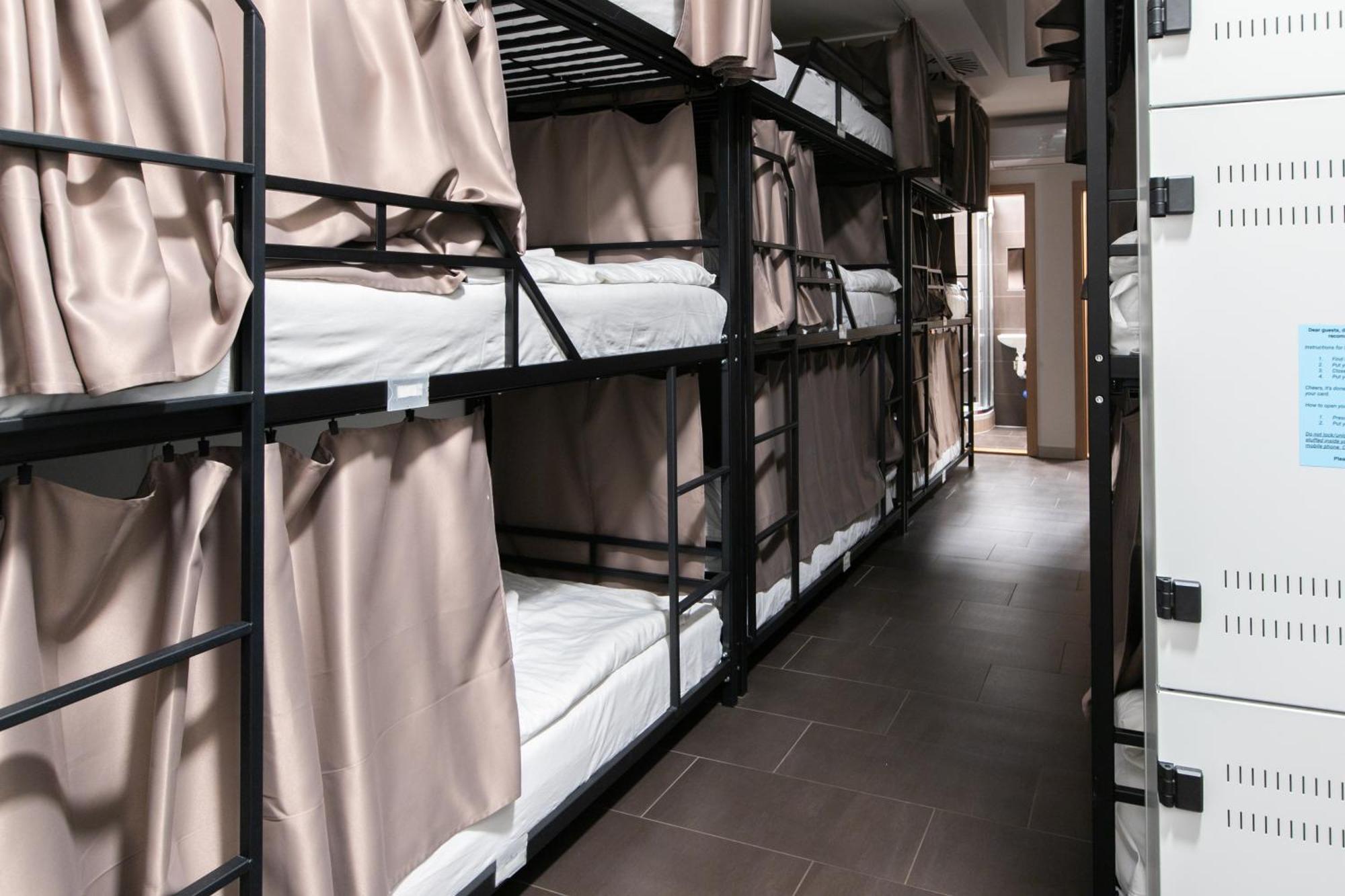 Hostel Mandarinka Prága Kültér fotó